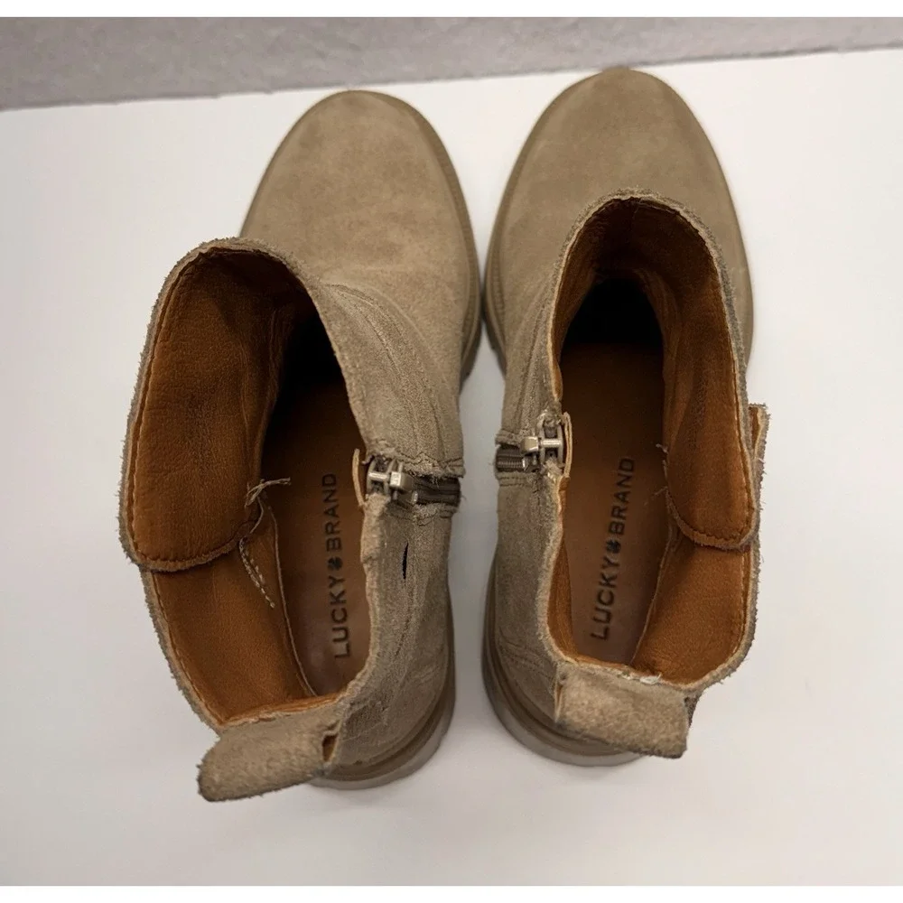 Lucky Brand LP-Elyton Women's Taupe Suede Ankle Boots Lug Sole Buckle Size 7